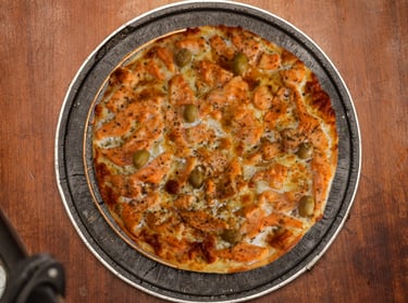 Pizzaria em Porto Alegre da Marquês Pizzaria com salmão