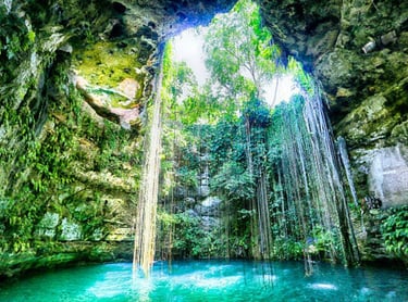 vista interna cenote ikkil