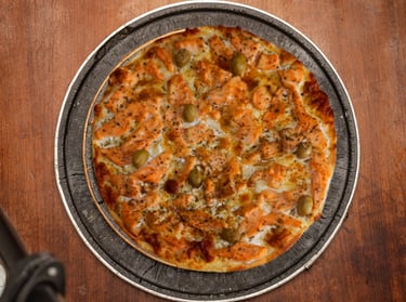 Pizzaria em Porto Alegre da Marquês Pizzaria com salmão