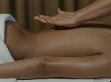 Massage sur le bas du dos