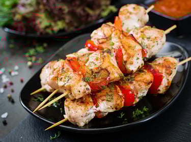 brocheta de pollo picante