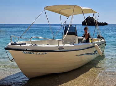 Capitano Boat rental Paleokastritsa Villa Olivia Corfu Pentati