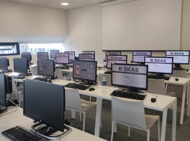 GELEŽINKELIŲ DARBUOTOJŲ EGZAMINAI, GELEŽINKELIŲ DARBUOTŲ PAŽYMĖJIMAI