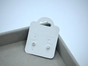 Brinco em prata 925 com cravação inglesa 5mm