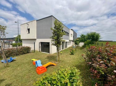 Crèche avec jardin - Le Village Enfantin
