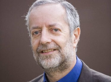 Dr Patrick Lemoine
