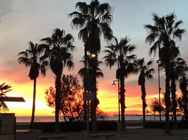 Amanecer en la playa de la Malvarrosa, Valencia