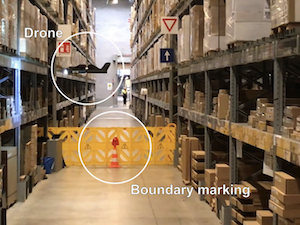 dron EYESEE en acción en IKEA Padua