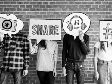 community-manager-gestion-annonce-social-média-agsi