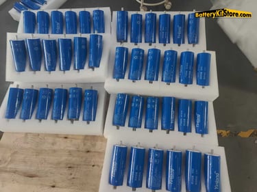 cylindrical LTO battery cells on a pallet