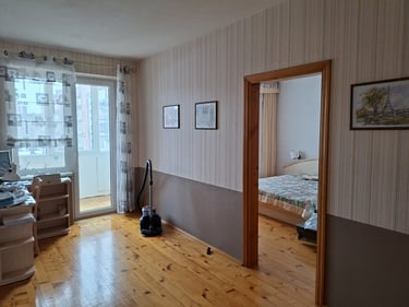 Trejų kambarių butas