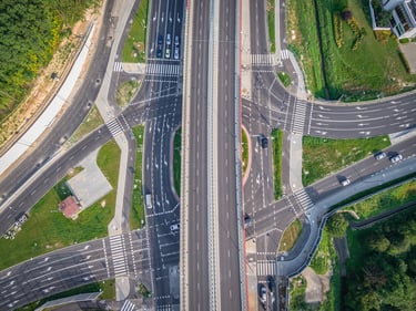 Photographie aérienne pour montrer la fragmentation des milieux par les routes
