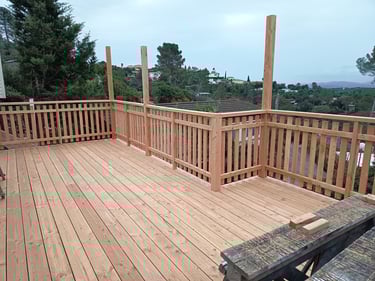 Technique sur pilotis. garde corps en pin Douglas rambarde