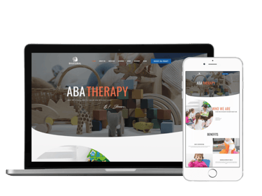 sitio web de bhavioral corporation mostrado en un mockup de una laptop y un teléfono móvil