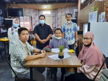 Foto Bapak Bayu saat akad rumah Griya Parama