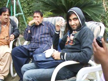 Naghman Saleem at Shoot Of Kafra With Father ,Writer ,Director Saleem Murad & Actor Shafqat Cheema