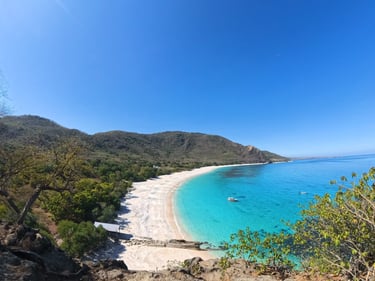 Liang beach with a clear blue sky and a clear ocean in alor blue sky
