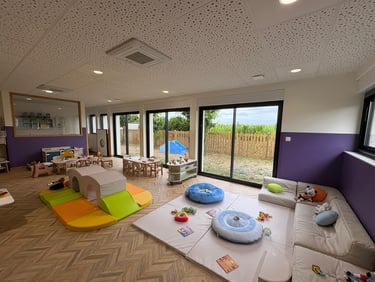 Salle d'éveil et de motricité - Le Village Enfantin