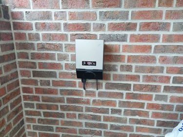 Wallbox Installation mit PV Überschussladen und Lastmanagement
