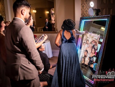 Atlanta Mirror Photobooth, 360 Photobooth, Wedding Photobooth Atlanta