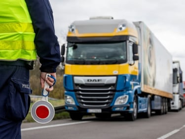Des routiers polonais bloquent la frontière ukrainienne pour dénoncer "une concurrence déloyale"