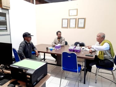breifing pagi pengurus dan pengawas koperasi khs