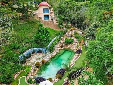 hotel en xilitla pitufos hongos huasteca