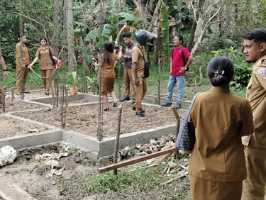 Perkim Kepulauan Aru Tinjau RTLH Dilokasi Sasaran