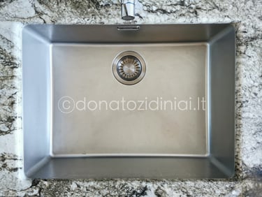 Virtuvės stalviršis iš granito