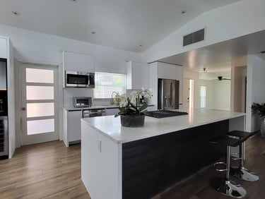 Picture of kitchen renovation by White and Wood Custom Carpentry in Orlando Florida