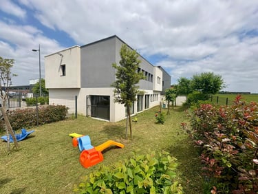 Crèche avec jardin à Mennecy - Le Village Enfantin