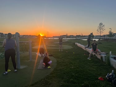 Groepslessen voor vrouwen in Weesp. Outdoor Fit. Buiten. Ook in het Engels.