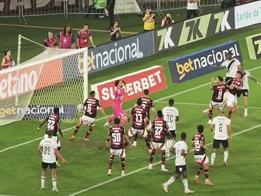 Flamengo sofreu com bolas aéreas contra o Vasco.