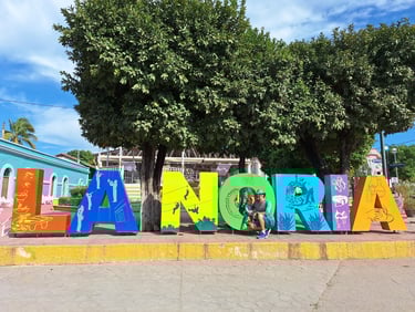 La Noria Sign
