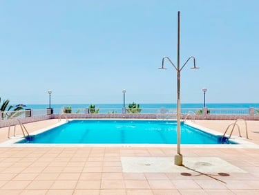 Casa Nalu swimming pool