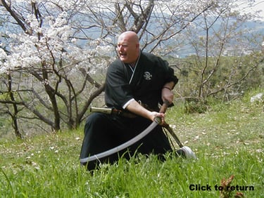 Shihan Colin Watkin practicing Kage Ryu Battojutsu