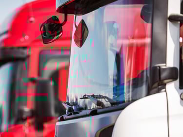 semi truck windshield repaired