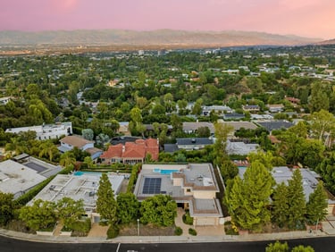 Plan2Build LLC construction company serving Encino with renovation, roofing, remodeling, ADU