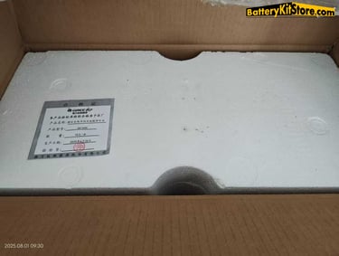 top cover package of the Yinlong LTO 40Ah battery cells