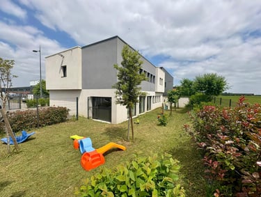Crèche avec jardin - Le Village Enfantin
