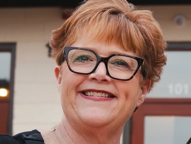 Cindy Mutrux, celeb