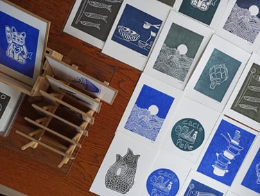 Linogravures bleu outremer faites main