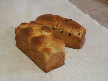 Brioches chocolat et nature, boulangerie mobile Perlimpinpains, St André d'Embrun, Hautes Alpes