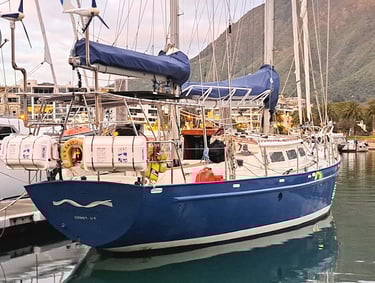 wind shift sailing adventure yacht
