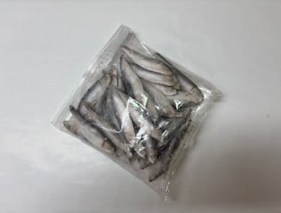 vakuumiertes Produkt, tiefgekühlte ganze Fische; Sprotten
