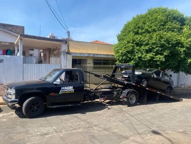 Atendimento de guincho 24 horas em Bauru para emergências e panes