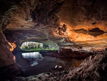 grotte azé
