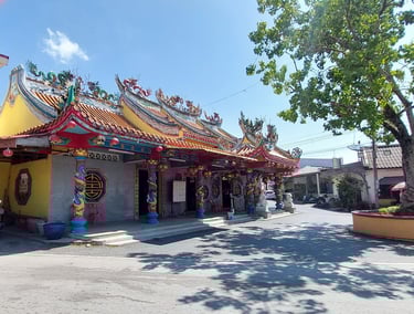 leng san keng shrine thai mueang 