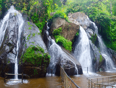 Courtrallam Waterfalls (Courtallam)