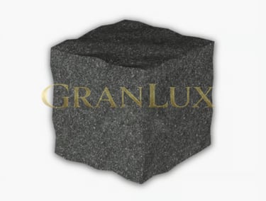 Бруківка з габро